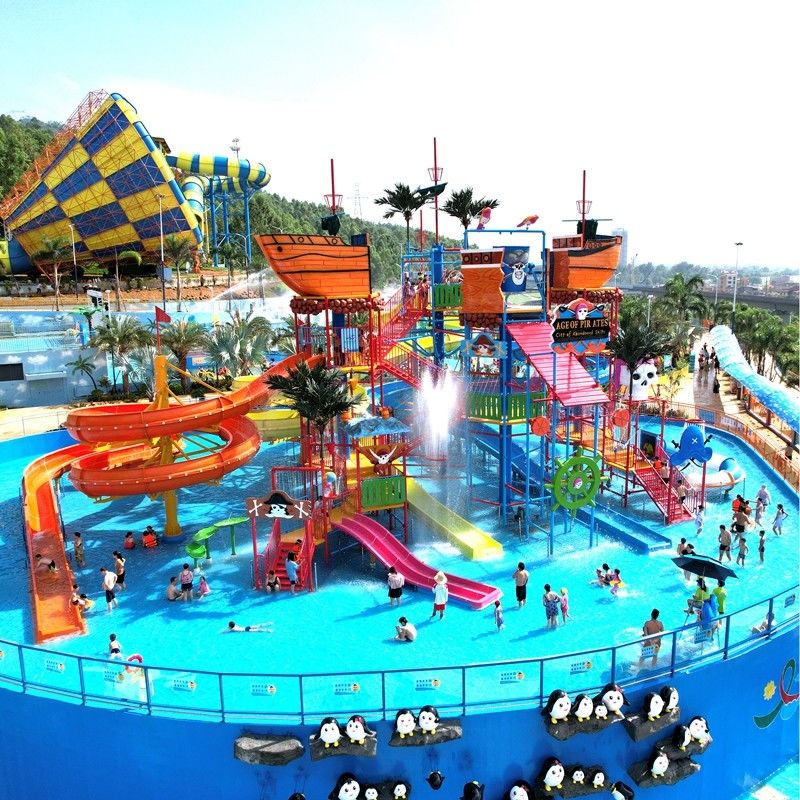 31*26m Pusat Permainan Air Kapal Bajak Laut Berukuran Lebih Besar Dengan Slide Sprayer Air