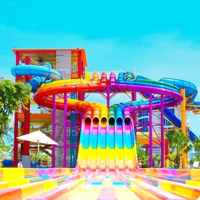 Slide Air Berwarna Besar Slide Air Serat Kaca Untuk Dewasa Di Taman Air