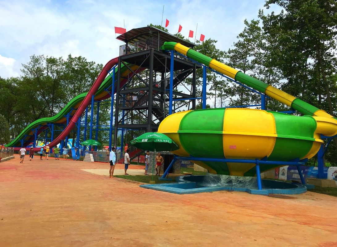 Space Bowl Slide Fiberglass Berwarna Berbagai Slide Air Besar Untuk 2 Orang