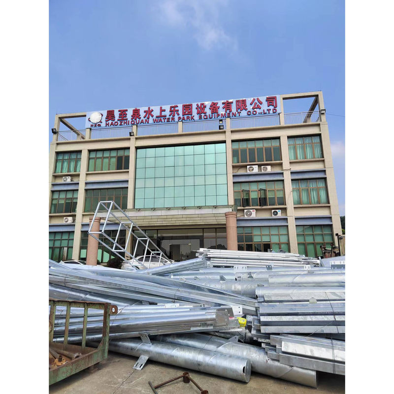 Berwarna-warni Aqua Loop Water Slide Menarik Bersepeda Dengan Kabin Adrenalin Tobogan